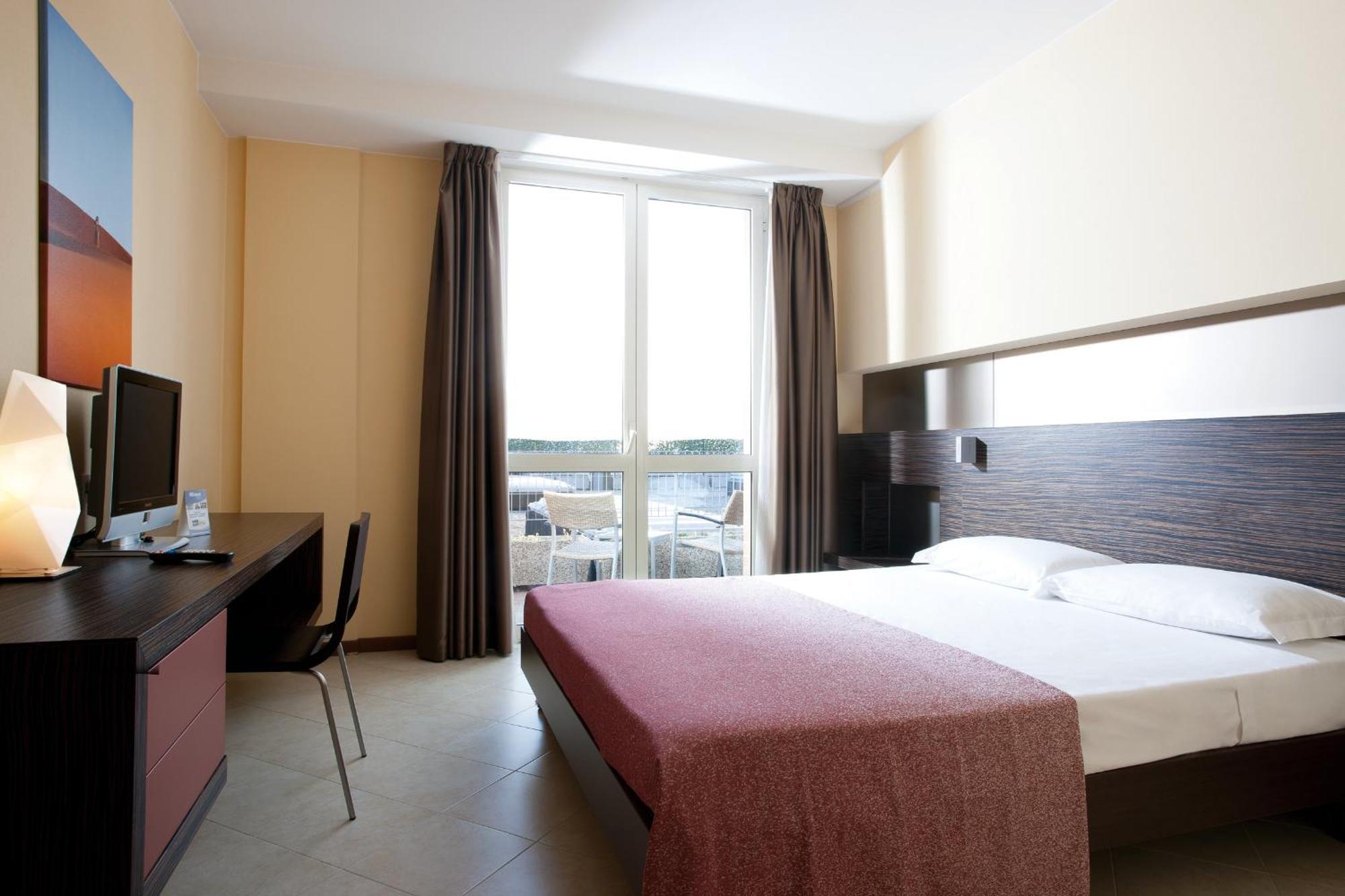 Rosso Frizzante Hotel Sorbara Eksteriør billede