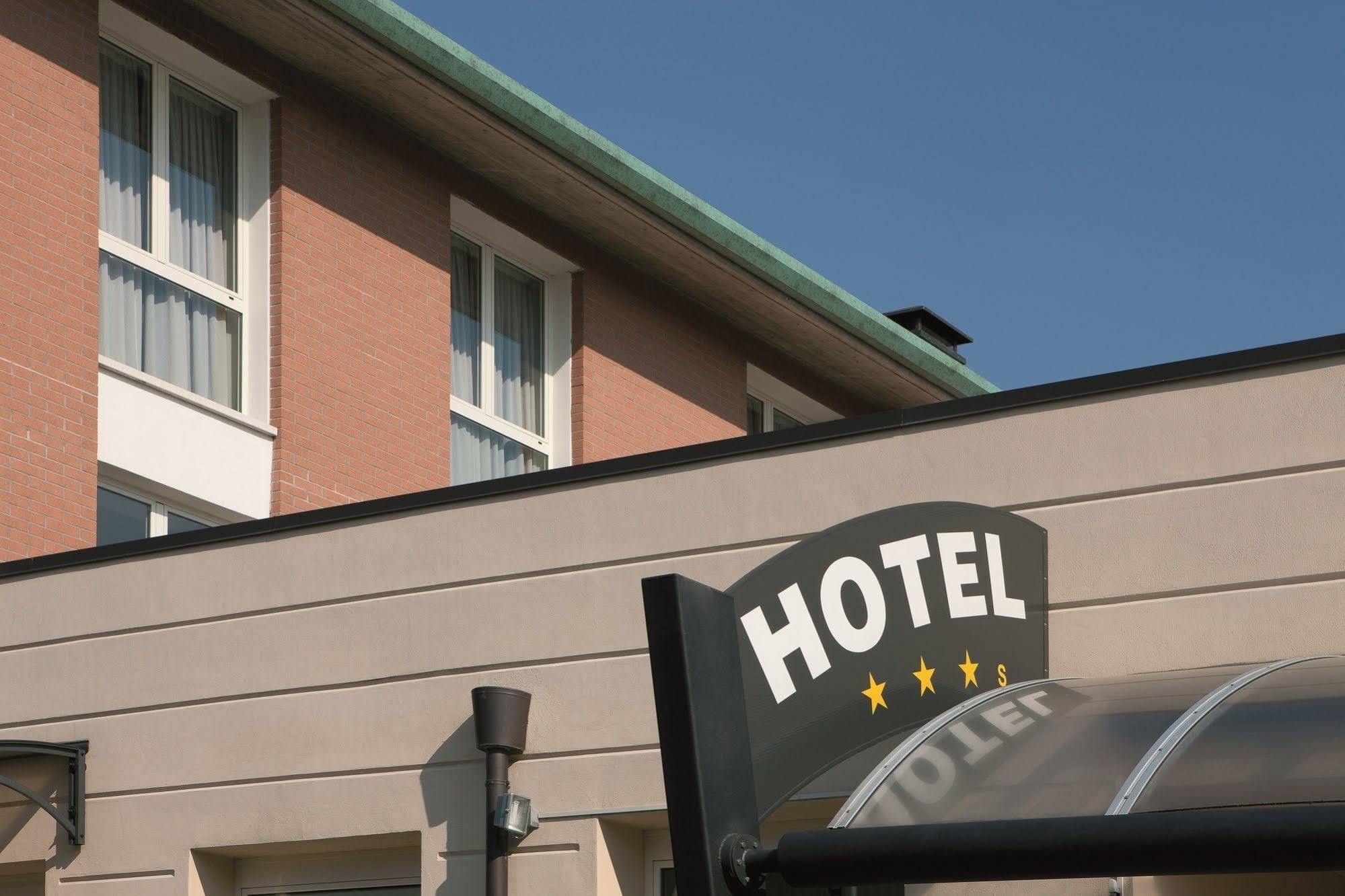 Rosso Frizzante Hotel Sorbara Eksteriør billede